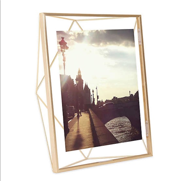 4 x 6 In Box Gold Umbra Frames - Picture 3 of 5